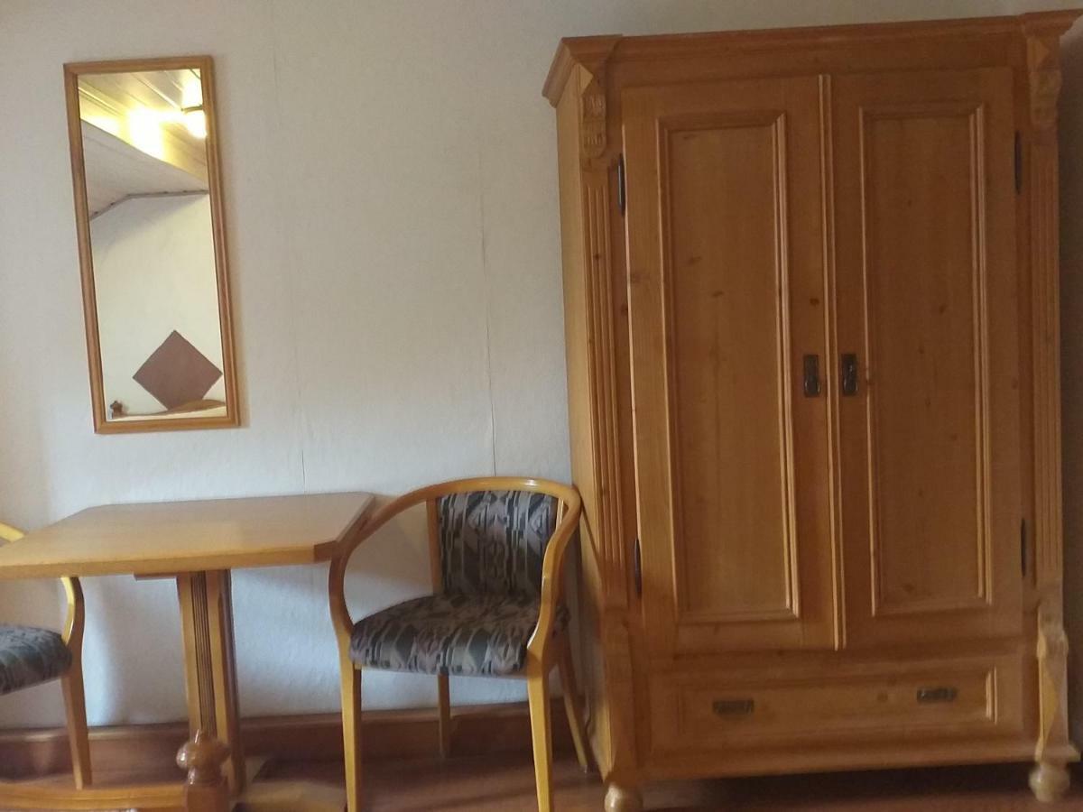 Hotel Zur Krone Bad Brückenau 部屋 写真